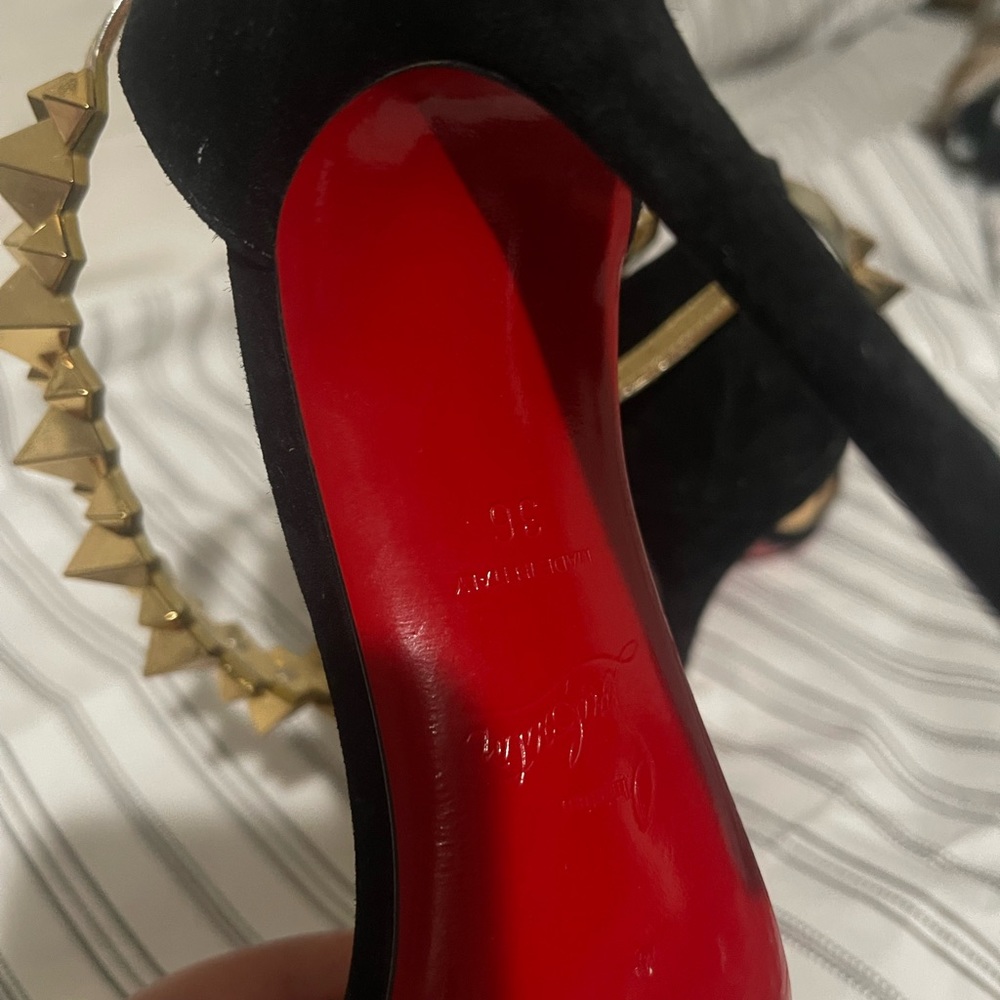Red bottoms